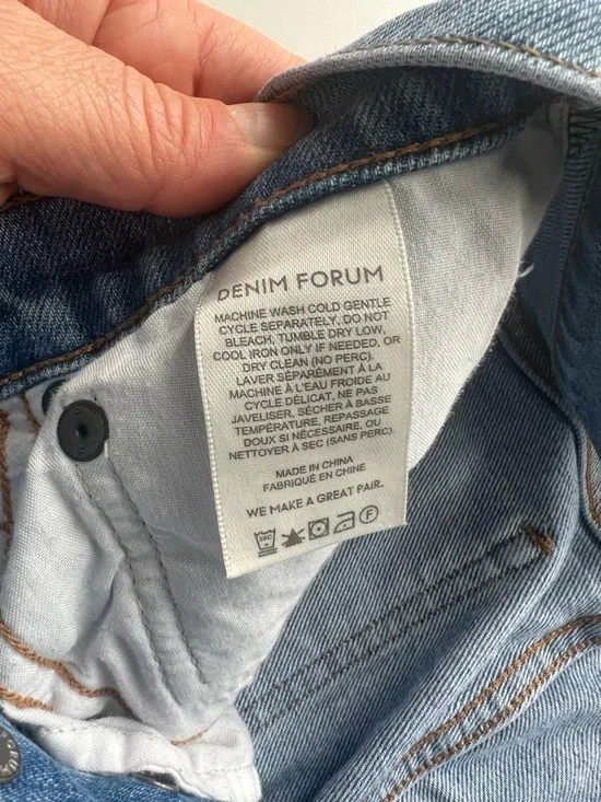 Aritzia Denim Forum Arlo High Rise Straight Size 28 Inseam 28” - Picture 8 of 9